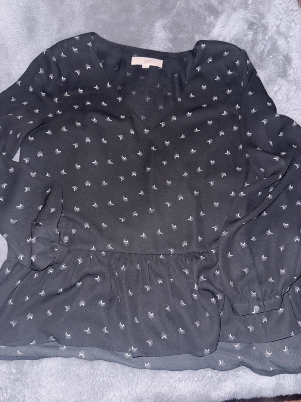 LOFT Black Crescent-Print Peplum Top